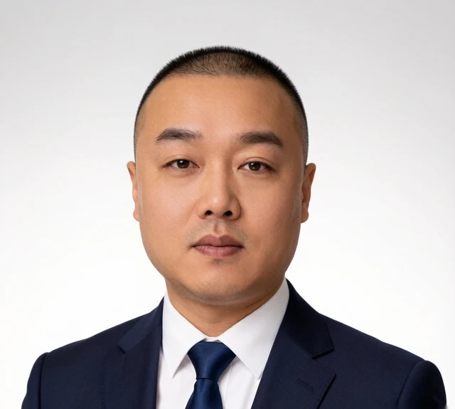 沈沉照片